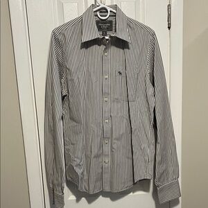 Abercrombie & Fitch Men's Gray Striped Button Down Shirt